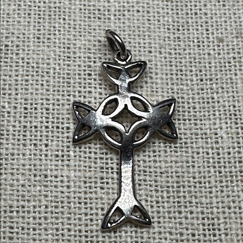 🧡 925 Silver Cross Pendant 🧡